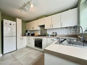 Photo 13- click for photo gallery